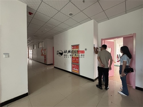 �y����Ӗ(x��n)�C(j��)��(g��u)���b�O(sh��)Ӌ(j��)�(xi��ng)Ŀ|�N���O(sh��)Ӌ(j��)